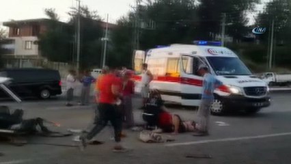 Kazada otomobil ikiye bölündü: 4 Yaralı