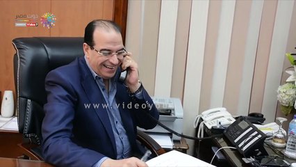 محافظ الدقهلية يتصل هاتفيًا بأوائل الثانوية الأزهرية لتهنئتهم بتفوقهم