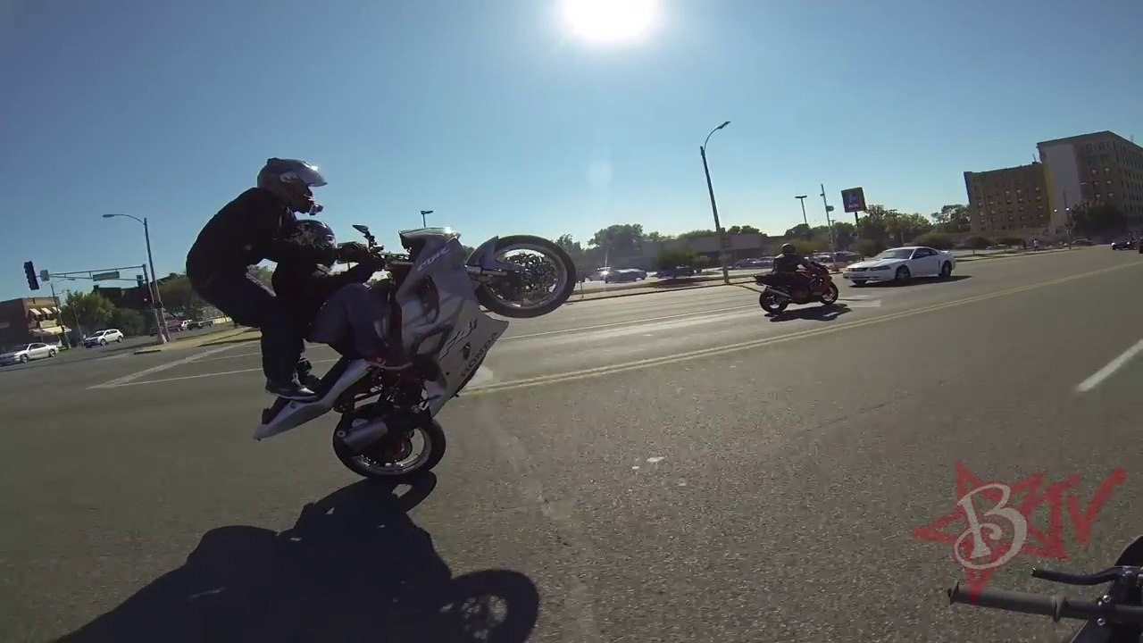 GIRL Crashes Stunt Bike ACCIDENT Tandem Wheelies Gone Bad ROC 2014 Motorcycle Crash Video