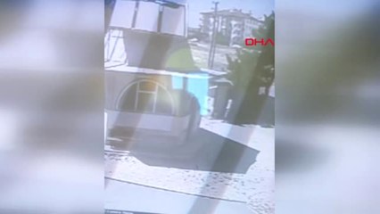 Afyonkarahisar Cemaat Namaz Kılarken Hırsızlar Tuvaletteki Muslukları Çaldı