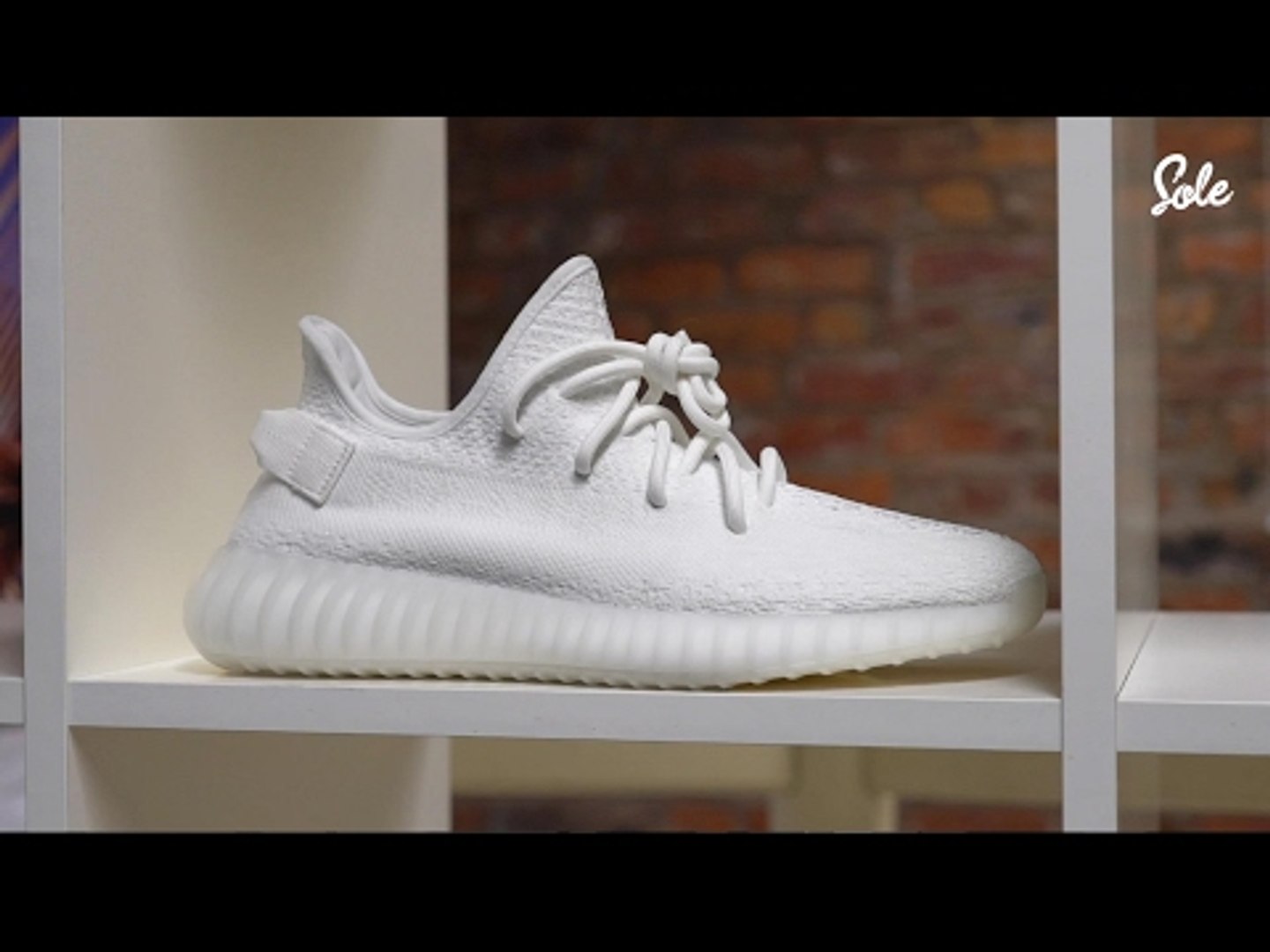 Yeezy Boost 350 V2 Triple White Unboxing & Review - video Dailymotion