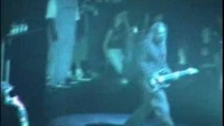 Korn - Here to Stay (live à Bercy, Paris - 2002)