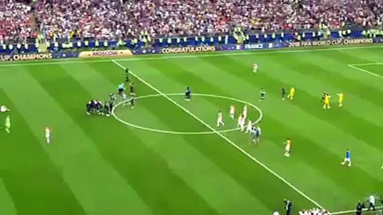 Même sans gardien Giroud ne marque pas !