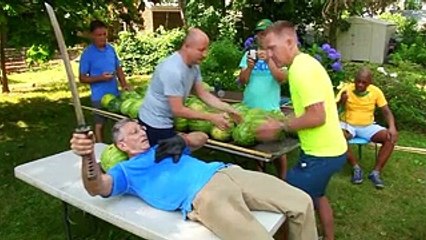 Man sets crazy watermelon slicing record