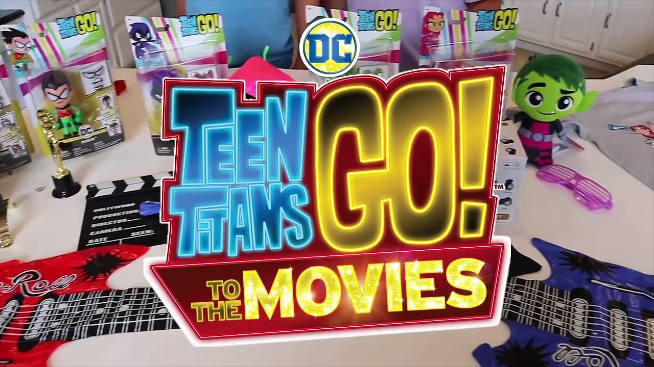 KidVideo: DC KIDS SECRET BOX CHALLENGE!