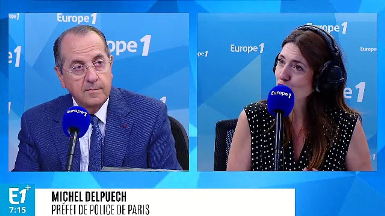 Défilé des Bleus sur les Champs-Elysées : "Un bus qui roule à 6 km/h ne va pas particulièrement vite"