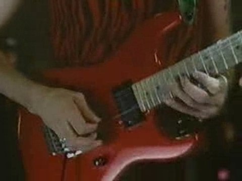 Steve Vai & Stevie Ray Vaughan - Crossroads Guitar Duel
