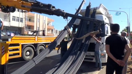 İnşaat demirleri ok gibi fırladı