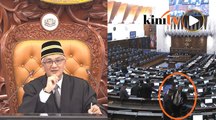 Enggan tarik balik, Ramkarpal diarah keluar dewan