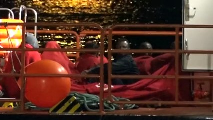 Noticia | Cuatro pateras llegan a Almería con 188 migrantes a bordo 18/7/2018