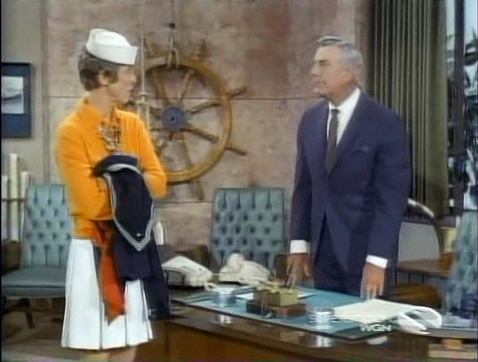 The Beverly Hillbillies - 9x09 - Farm In The Ocean