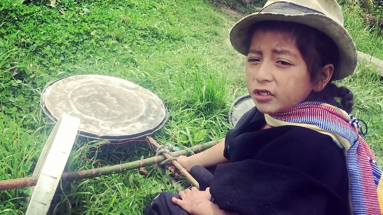 Ashukito haciendo una antena para ver el (MUNDIAL DE RUSIA  2018 )