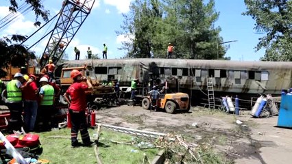 Göçük Altında Kalan 2 İşçinin Kurtarma Çalışmaları Sürüyor
