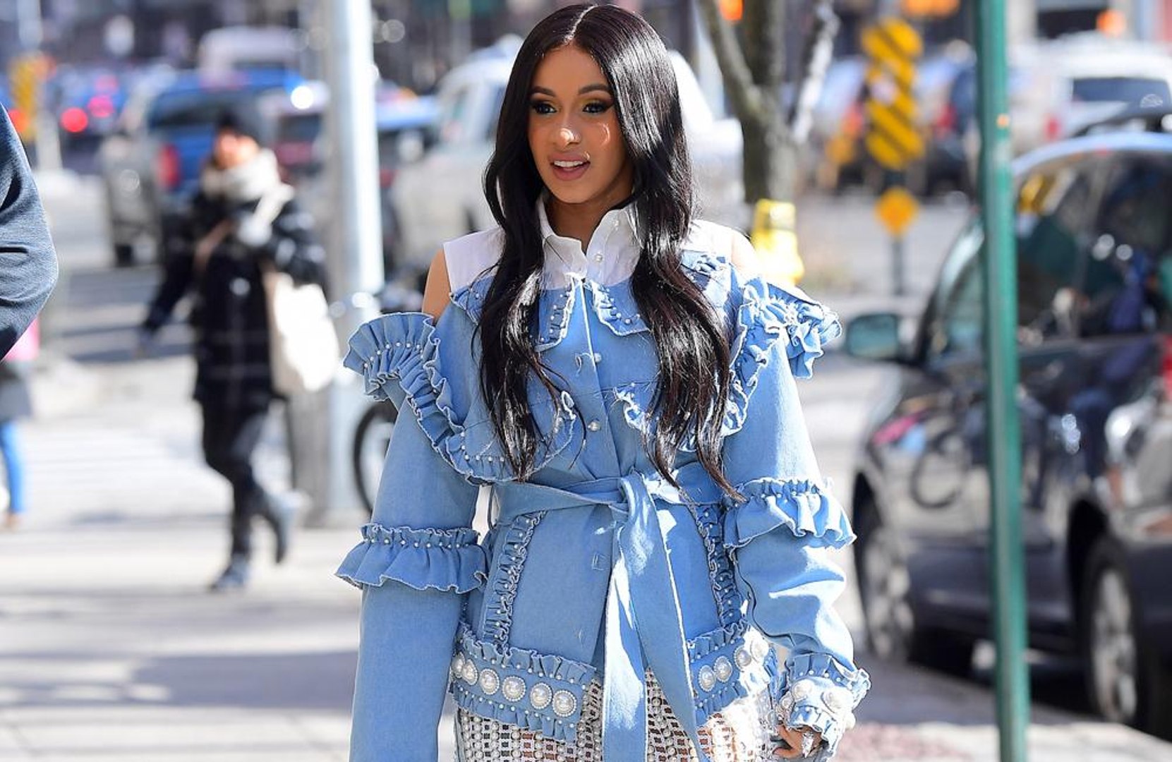 ⁣Cardi B wishes she wasn't 'ghetto'