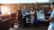 İnegöl Belediye Meclisi folklor ekipleriyle renklendi