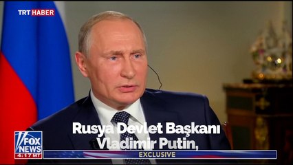 Putin, Fox News sunucusunun uzattığı kağıdı almadı: Onu masaya koy