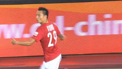 Chine - Gao Lin ouvre son compteur avec un retourné acrobatique