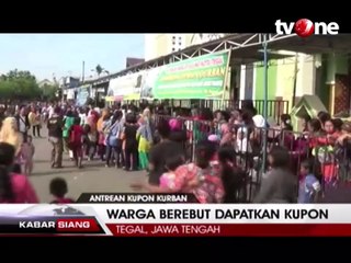 Ribuan Warga Tegal Berebut Dapatkan Kupon Kurban