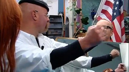 MythBusters - Are Sharks Afraid of their own image