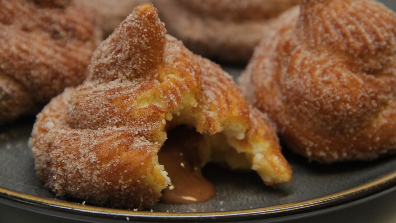CHURRO LAVA CAKES