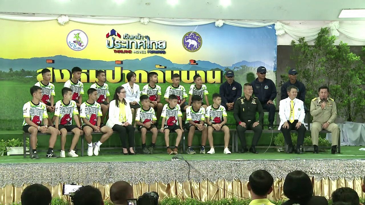 Thaïlande: les rescapés de la grotte racontent leur sauvetage, 2