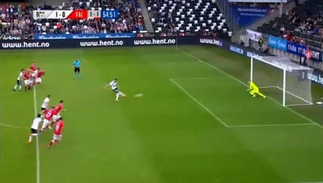 Nicklas Bendtner Penalty) Goal - Rosenborg vs Valur 1-0 18/07/2018