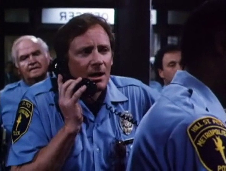 Hill Street Blues - 6x22