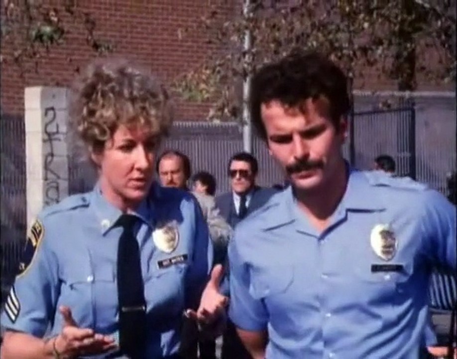 Hill Street Blues - 7x06