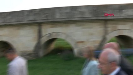 Edirne Kılıçdaroğlu, Tren Faciasında Ölenlerin Uzunköprü'deki Ailelerini Ziyaret Etti Hd