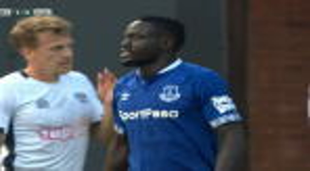 Fourth time lucky! Niasse hits post three times before scoring Everton equaliser