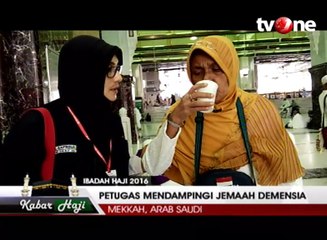 Petugas Haji Dampingi Jemaah Demensia