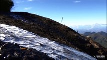 Fotógrafo registra água congelada no Pico da Bandeira