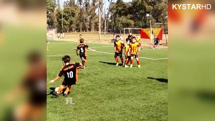 Kids Playing Football 2018 - Skills, Goals & Fails!