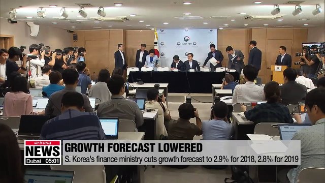 Gov't lowers growth forecast to 2.9%, unveils economic policy plans