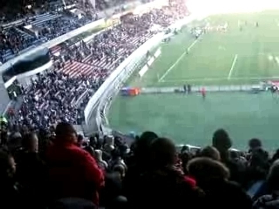 PSG - Toulouse : Entrée des joueurs / Grève
