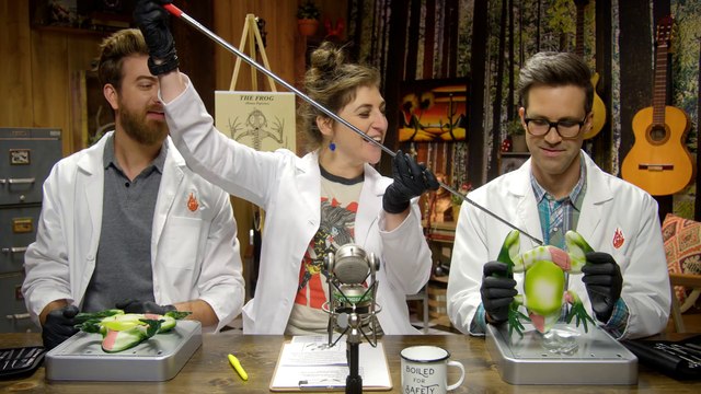 Dissecting A Frog w Mayim Bialik