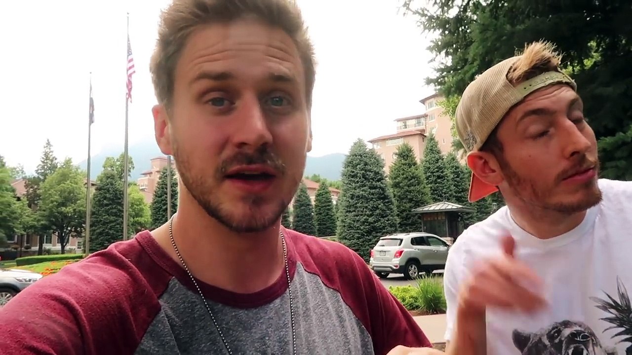 HIDDEN SECRET TUNNELS AT 5 STAR RESORT?! 