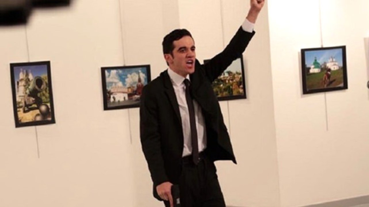 FETÖ'den Avukat Aracılığıyla Karlov'un Katilinin Örgüt Abisine Talimat: Sakın Konuşma!