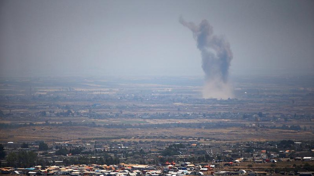 Siria: 12 morti per l'ultimo raid di Assad