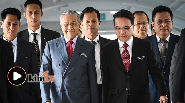 Projek HSR tangguh, bukan batal - Dr M