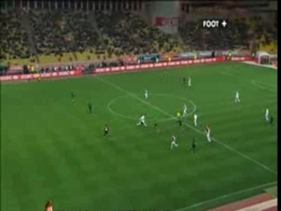 Monaco 2-0 Lens : But de Menez