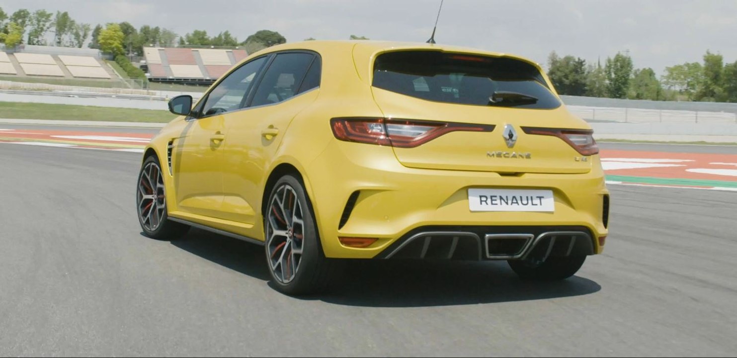 Mégane RS Trophy 2018 - Premières images dynamiques !