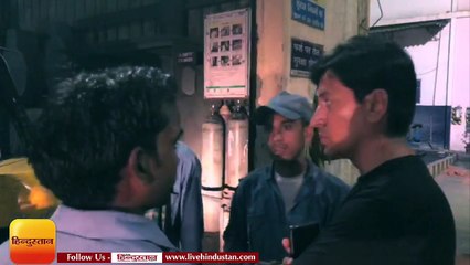 जिलाधिकारी दीपक रावत ने सिडकुल की दो कंपनियों से धुआं उठता देख आधी रात निरीक्षण किया