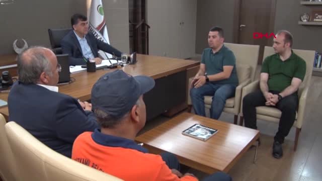 Gaziantep Temizlik İşçisi Bulduğu 20 Bin Lirayı Sahibine Teslim Etti