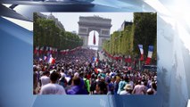 Les Bleus sur les Champs-Élysées : Didier Deschamps prend leur défense en pleine polémique