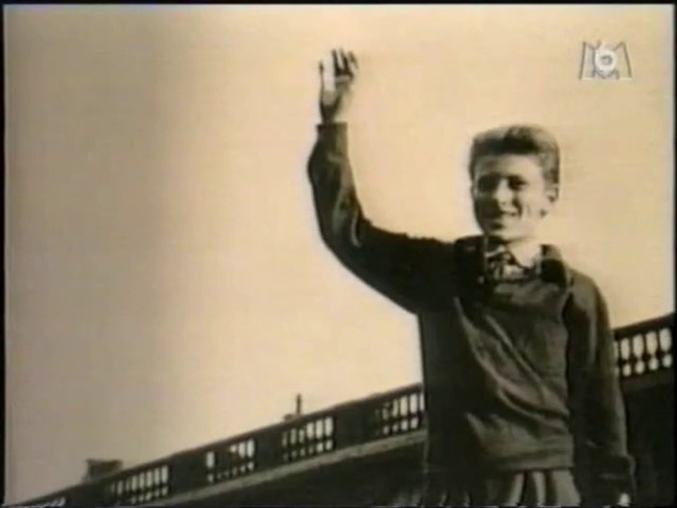 Johnny Hallyday - Sa cousine Desta parle l'enfance de Johnny - 1993