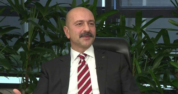 Firari FETÖ'cü Akın İpek'e Londra'da Ev Hapsi Verildi