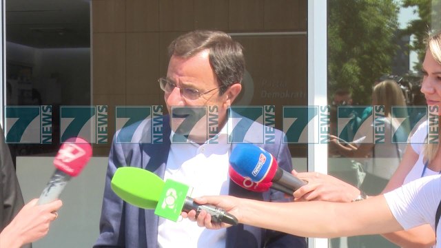 RULI DHE MUSTAFAJ RIKTHEHEN NE SELINE E PD - News, Lajme - Kanali 12
