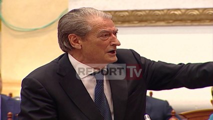 Majko i ndërpret fjalën, Berisha: Ti Pandeli mos fol, ty të largojnë e të kthejnë prapë