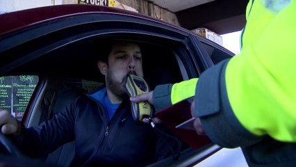 Más del 13 % de conductores utiliza el móvil para leer o escribir mensajes al volante